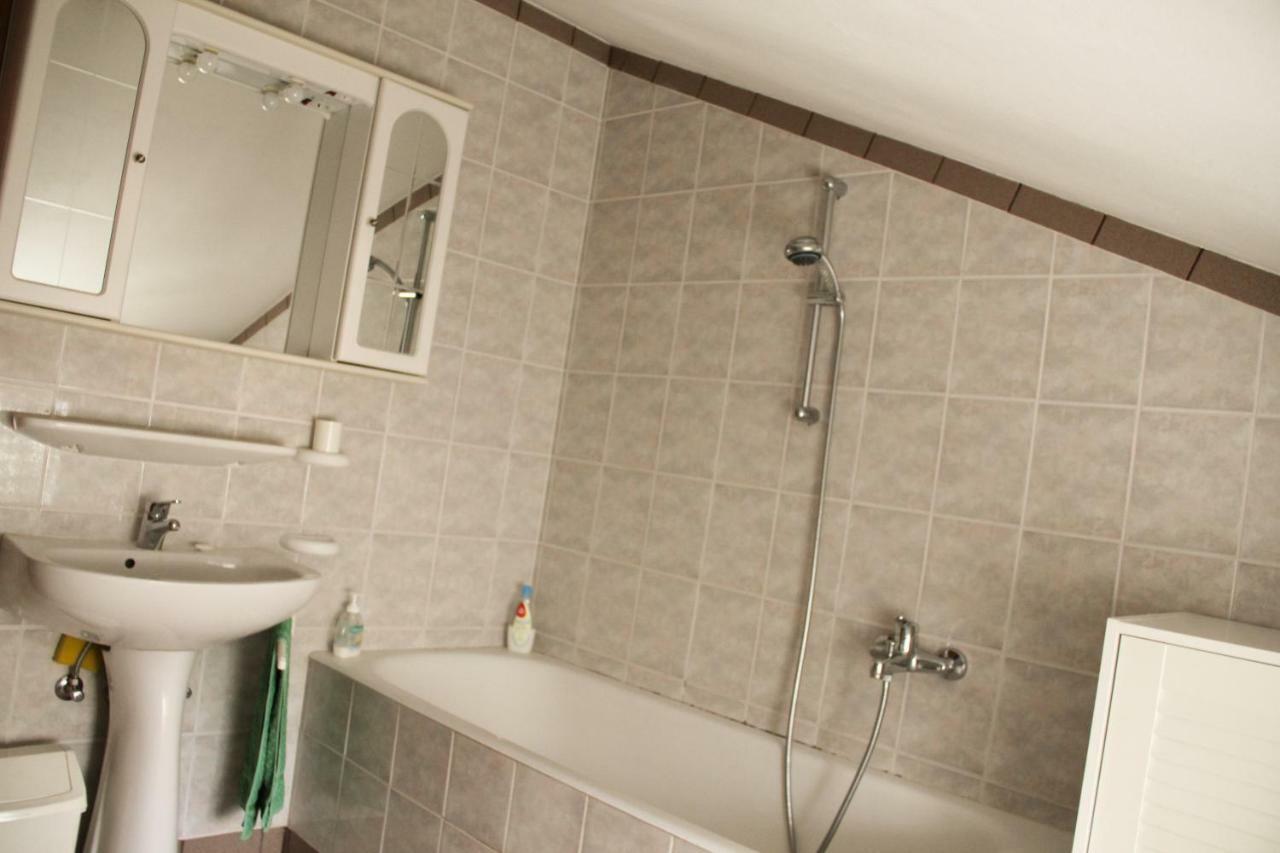 Apartmani Rasan Malinska Luaran gambar